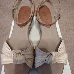 Ladies Casual Leather Sandals